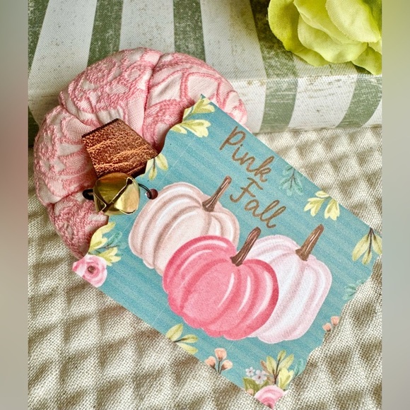 New Halloween Autumn Pink Fall Embroidered Fabric Pumpkin w/ Tag & Bell - 3.25" - Picture 2 of 5